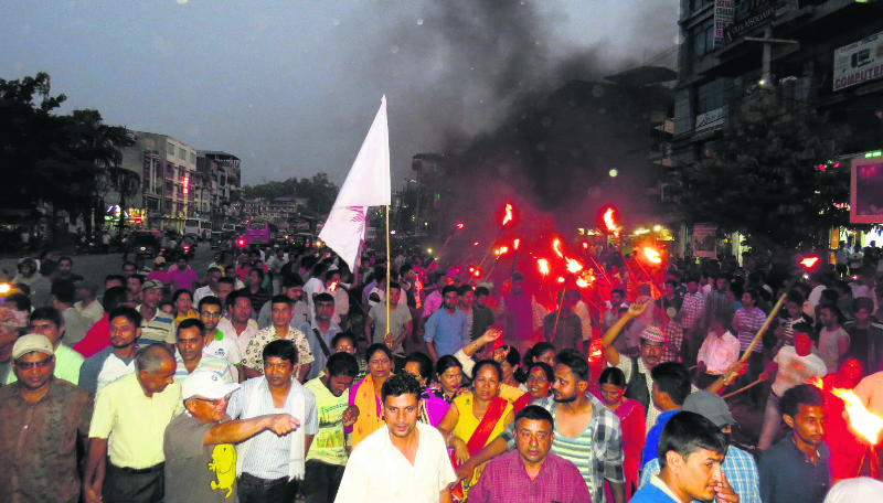 torch procession.jpg